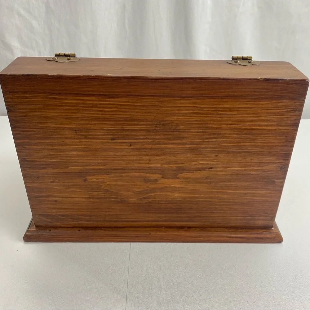 Vintage solid wood brass hinge counter storage keepsake box Currier & Ives inla